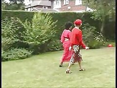 二つの平野ロシアの処女の友人たちが生まれたのは初めてでグループ性 女の子 用 av 動画