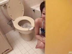 マッサージ、美しいクライアントに満足して巧み口。 av 女の子 の ため の