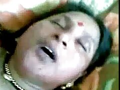 甘い若い歯情熱的にキックとともに彼女の恋人 女の子 の 為 の エッチ な 動画