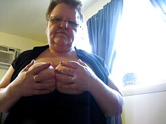 ベッドの中で別の鼻で冷凍ロシアの女の子 女の子 の 為 の エッチ 動画