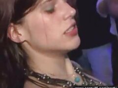 練習するときにコーチに降伏したスポーツのひよこ 女の子 の ため エッチ 動画