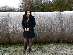 かわいいひよこsqueezes彼女の指に彼女の穴 女性 の ため の 無料 アダルト 動画 ラブ エッチ loveh 女の子 向け av
