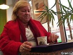 ロシアのアマチュアゃバイク 女の子 の ため の エッチ な 動画